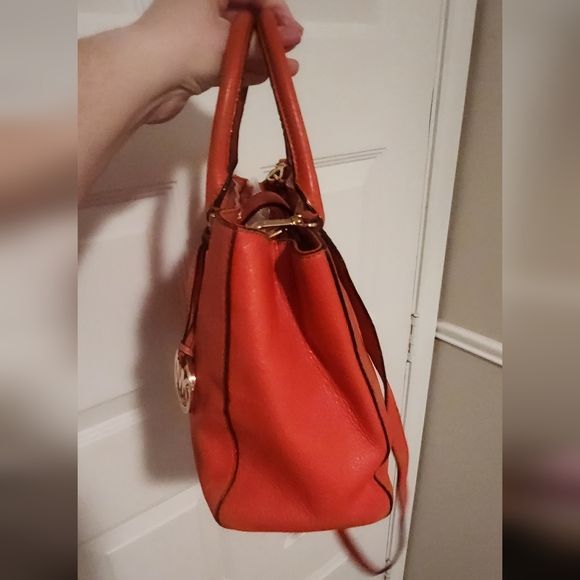 Michael Kors Pebbled Leather Convertible Crossbody Bag Orange Red 11.5" X 8.5" - Picture 7 of 15